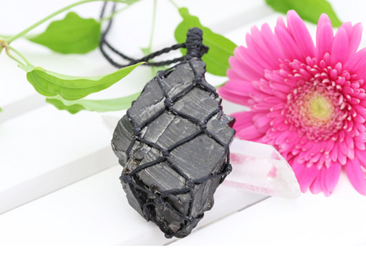 Collier pendentif Elite Shungite Macrame