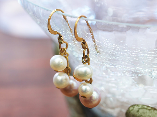 Fresh Water Pearl earrings, 14KG Filled