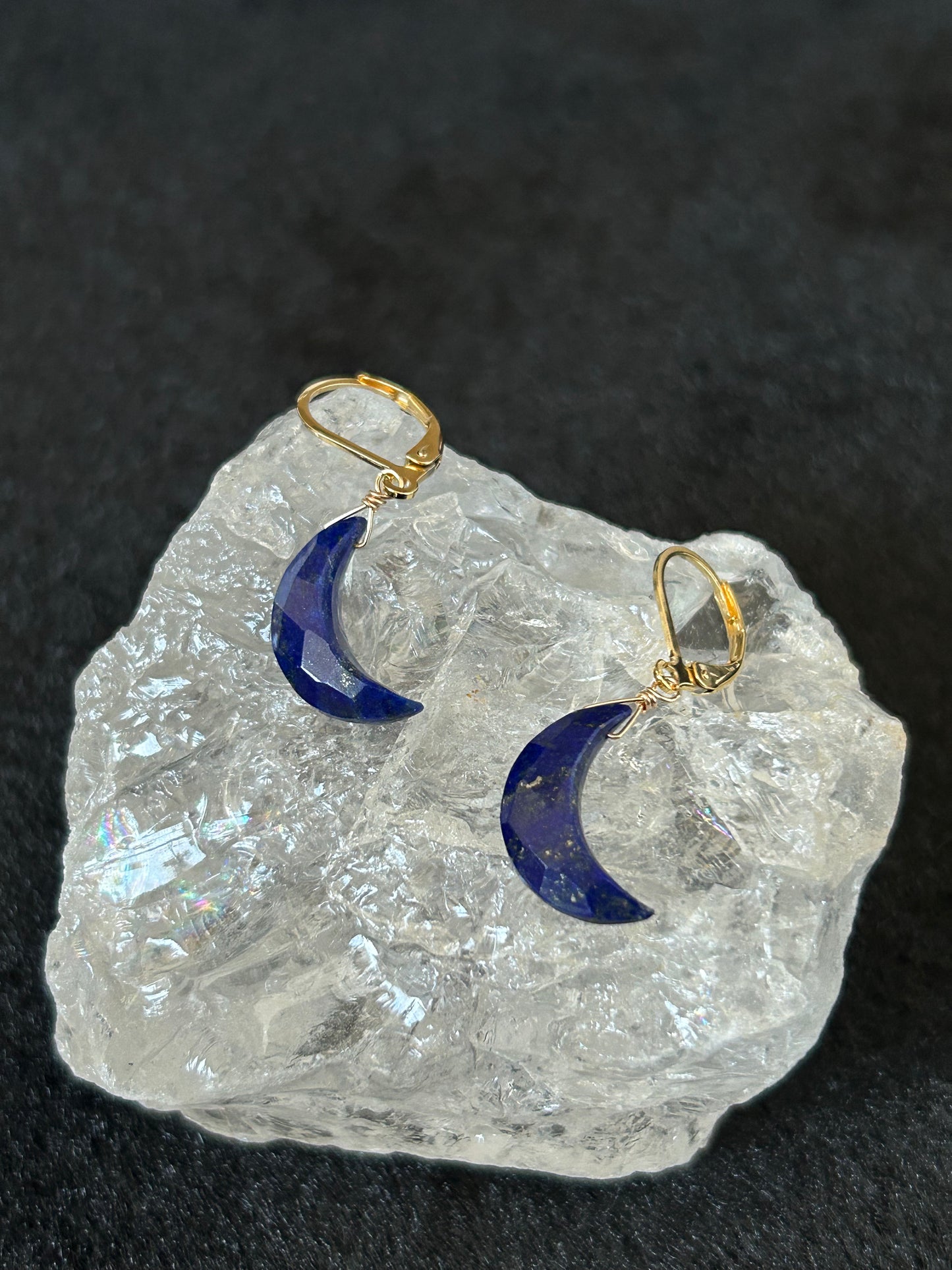 Boucles d'oreilles Croissant de Lune Lapis lazuli ★