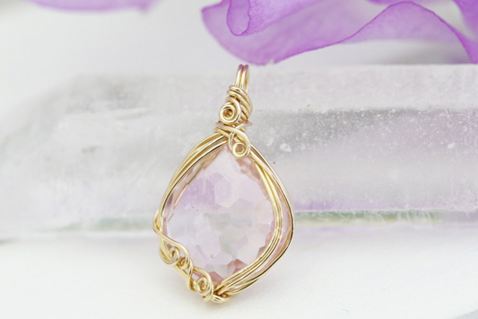 Sierra Nevada Andara Crystal "Celestial Heart" pendant, K14 Gold